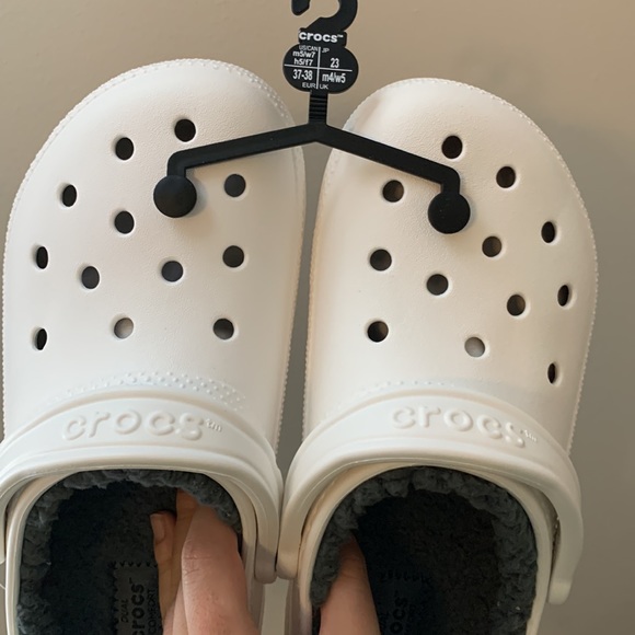 White Fur-Lined Crocs - Picture 9 of 11